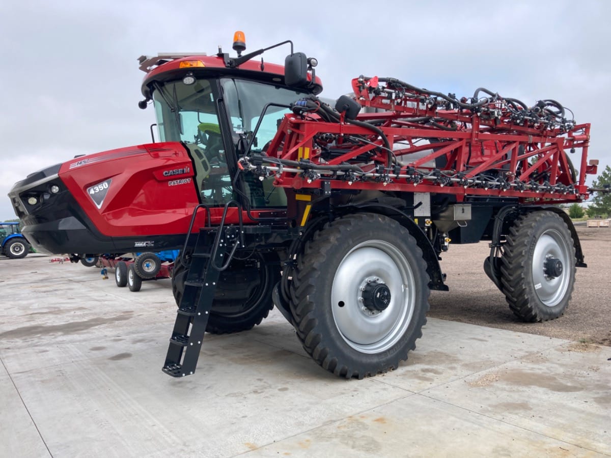 2023 Case IH Patriot 4350 Equipment Image0