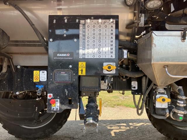 Image of Case IH Patriot 4450 equipment image 3