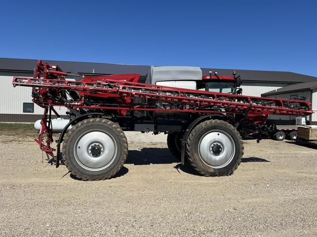 Image of Case IH Patriot 4450 equipment image 3