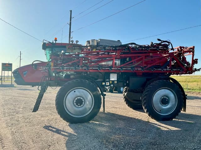 Image of Case IH Patriot 4450 equipment image 2