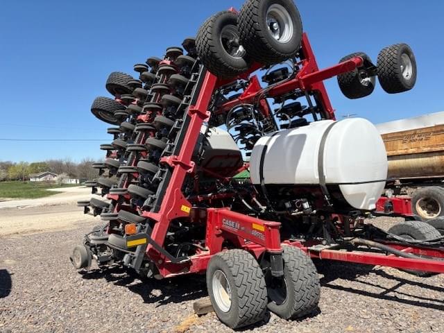 Image of Case IH 550T Primary image