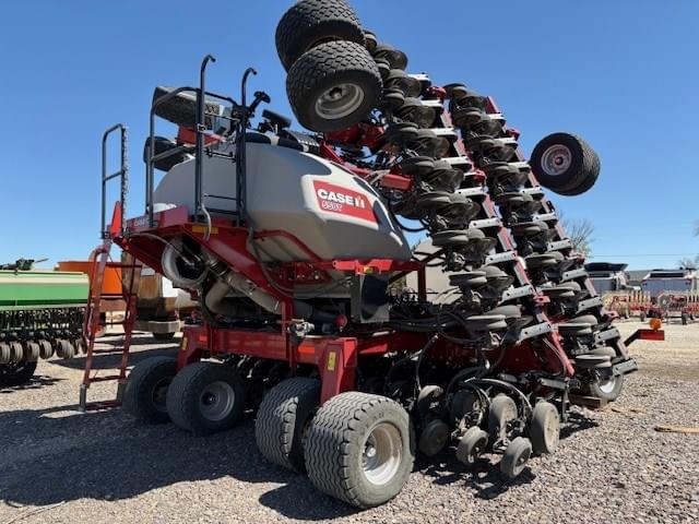 Image of Case IH 550T equipment image 2