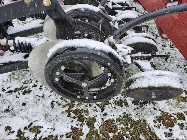 Image of Case IH Precision Disk 550 equipment image 4