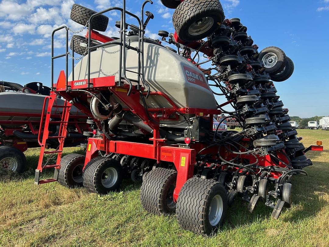 Image of Case IH 550T Image 1