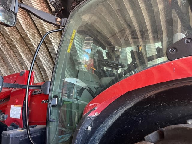 Image of Case IH Puma 185 equipment image 2