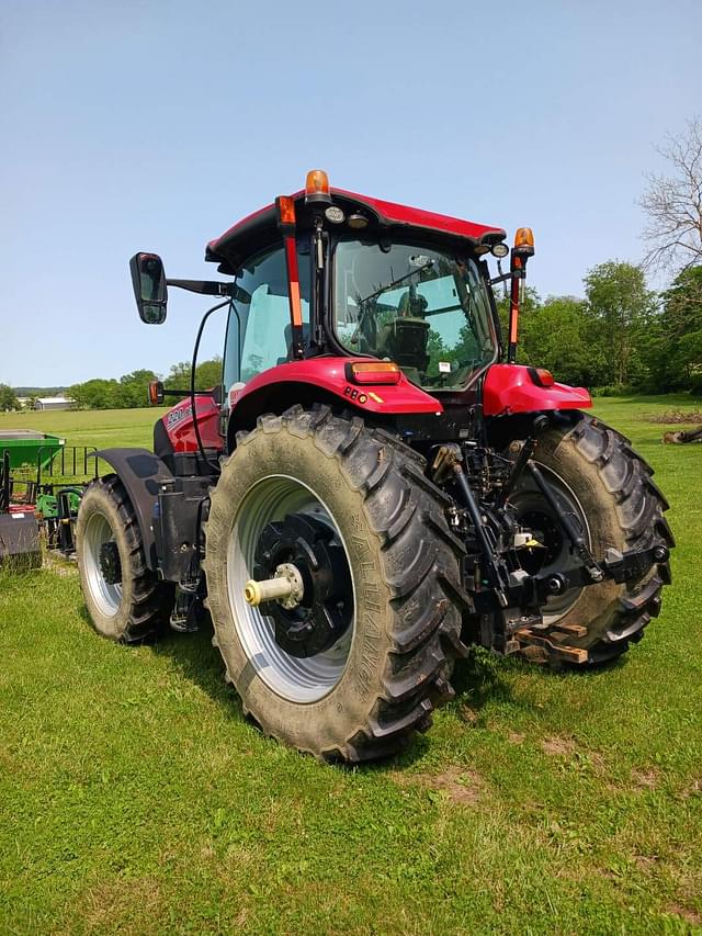 Image of Case IH Puma 220 equipment image 2