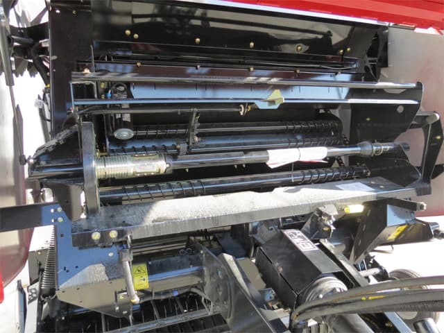 Image of Case IH RB455 equipment image 4