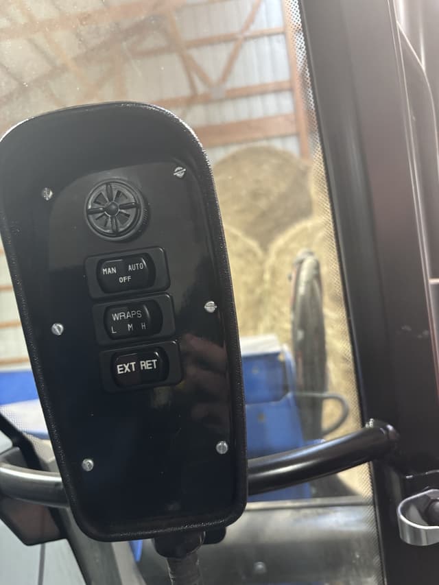 Image of Case IH RB456A equipment image 3