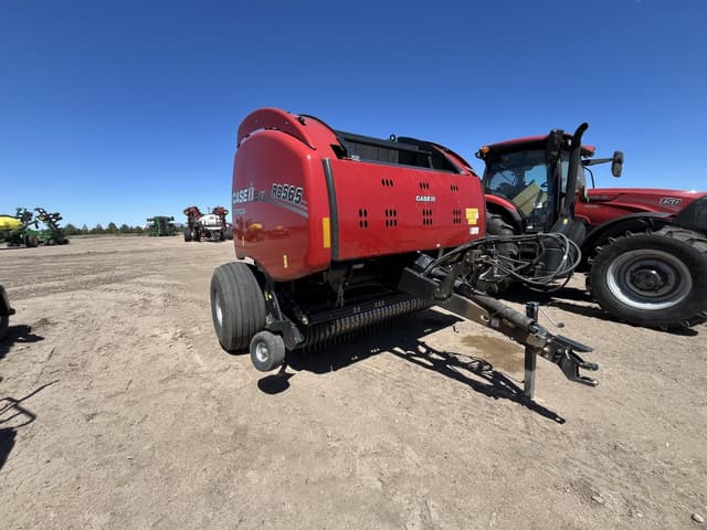 Image of Case IH RB565 equipment image 1