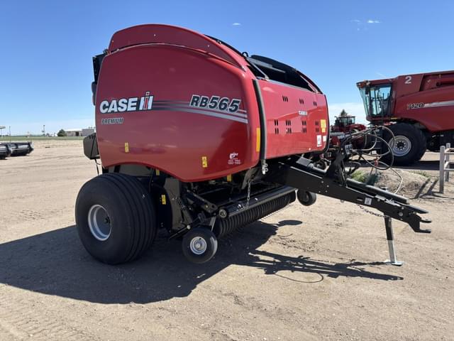 Image of Case IH RB565 equipment image 1