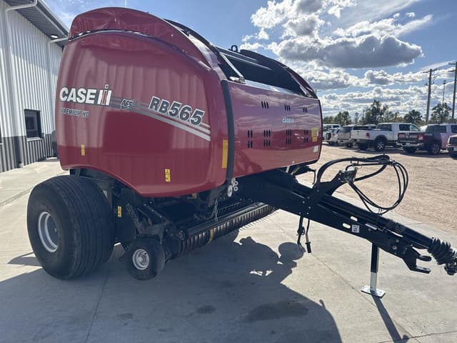 Image of Case IH RB565 Premium HD equipment image 4