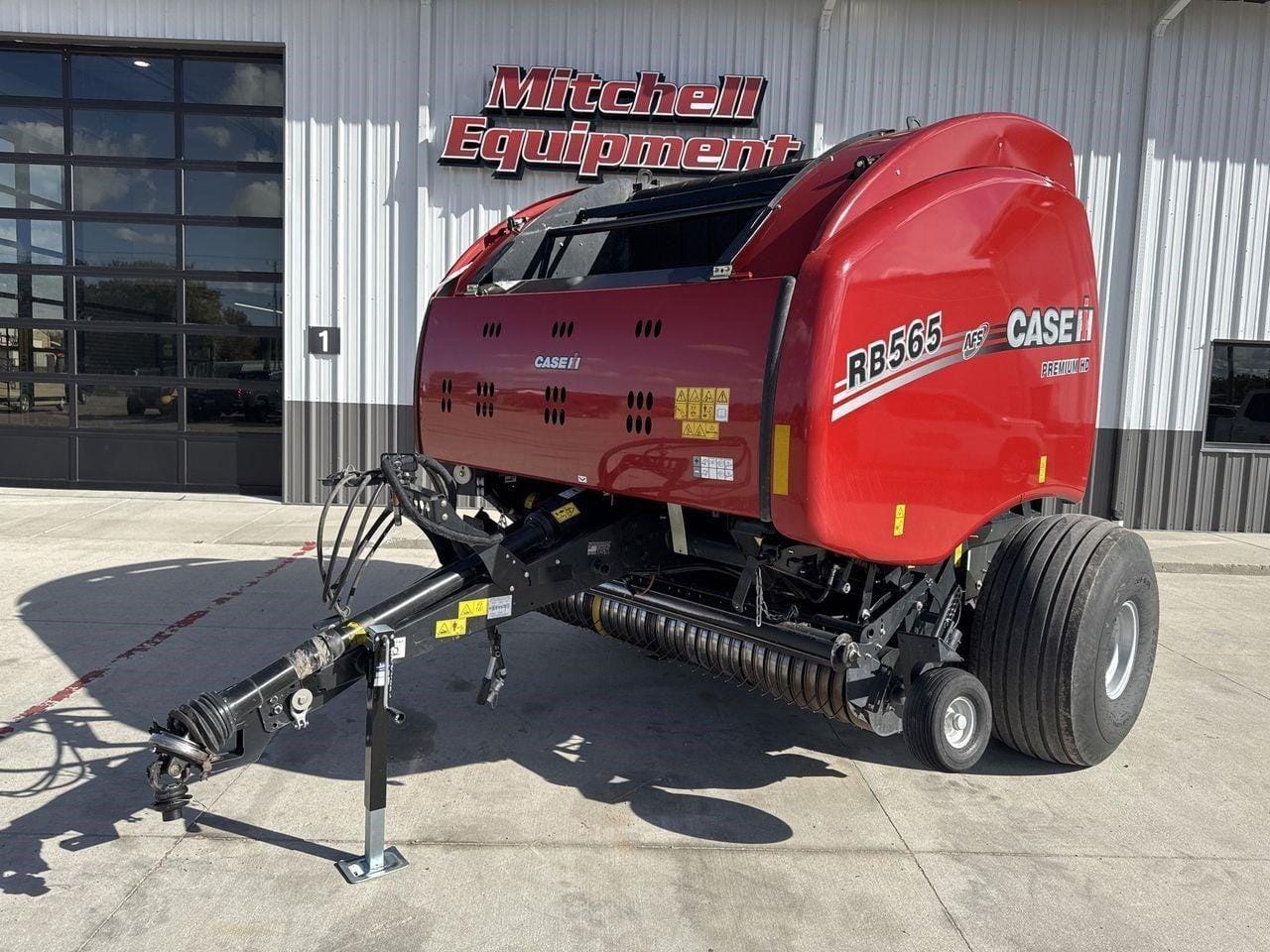 2023 Case IH RB565 Premium HD Equipment Image0