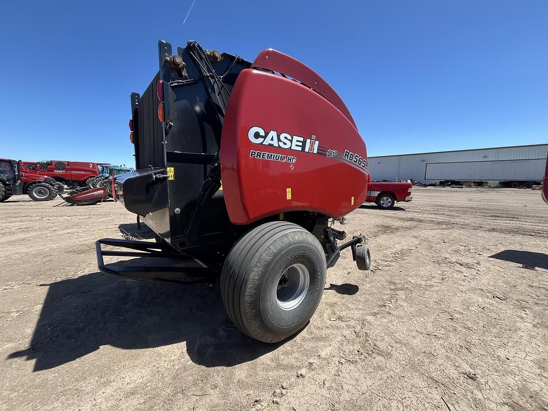 Image of Case IH RB565 Premium HD Primary image
