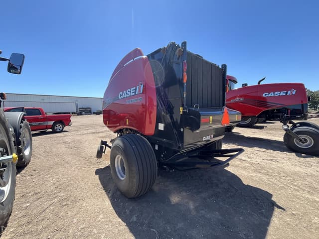 Image of Case IH RB565 equipment image 4