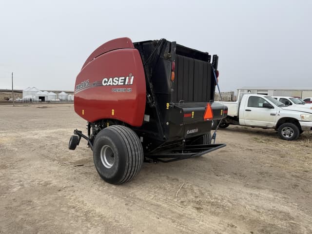 Image of Case IH RB565 equipment image 2