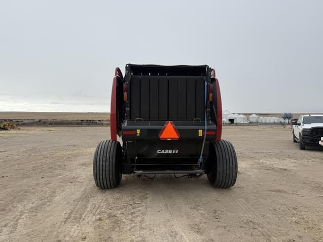 Image of Case IH RB565 equipment image 3