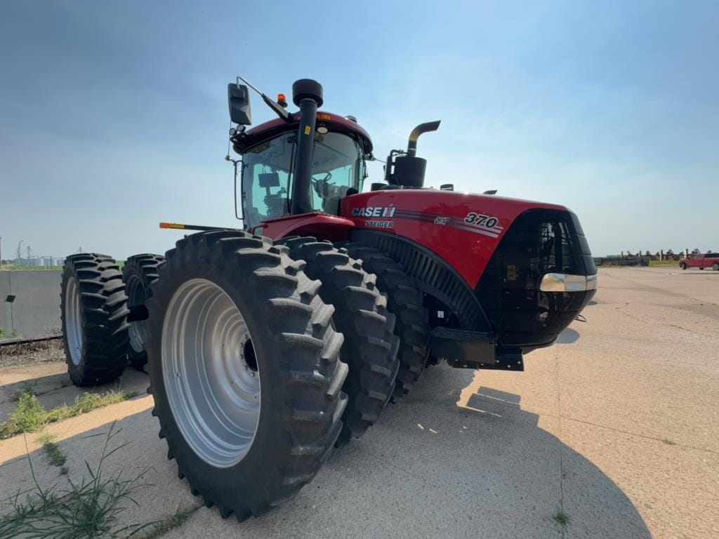 2023 Case IH Steiger 370 Equipment Image0