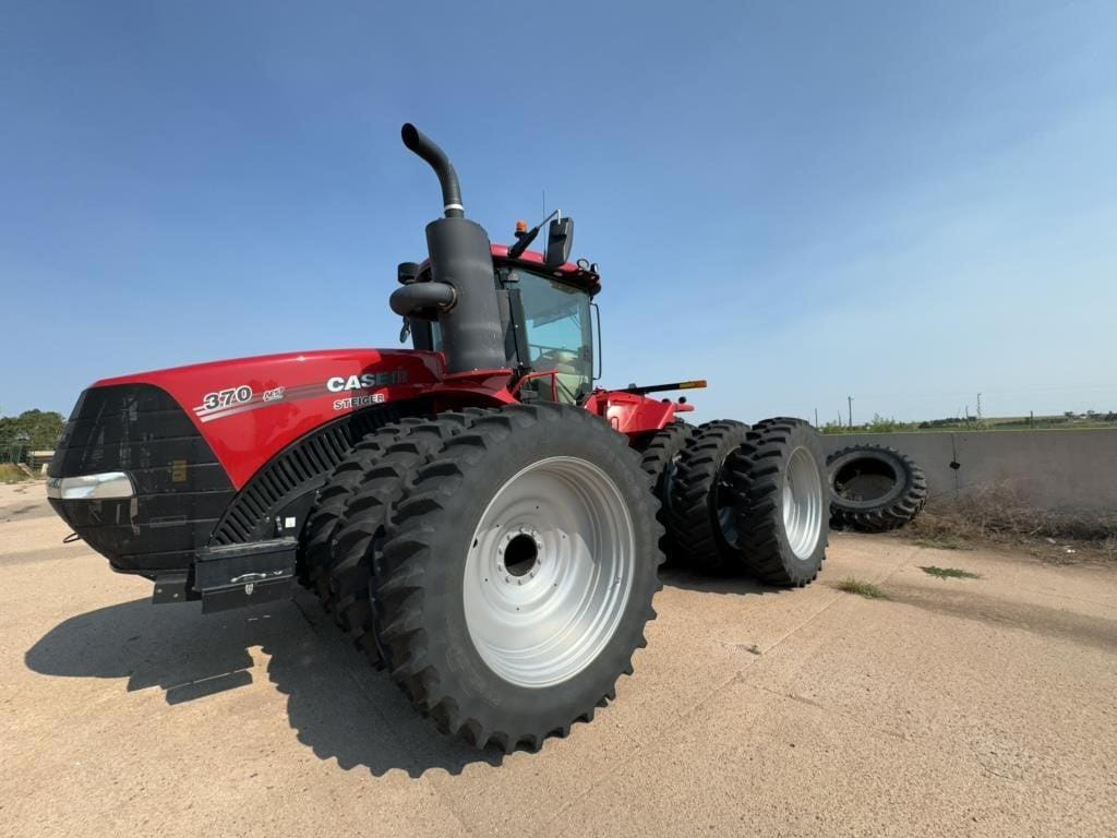 2023 Case IH Magnum 370 Equipment Image0