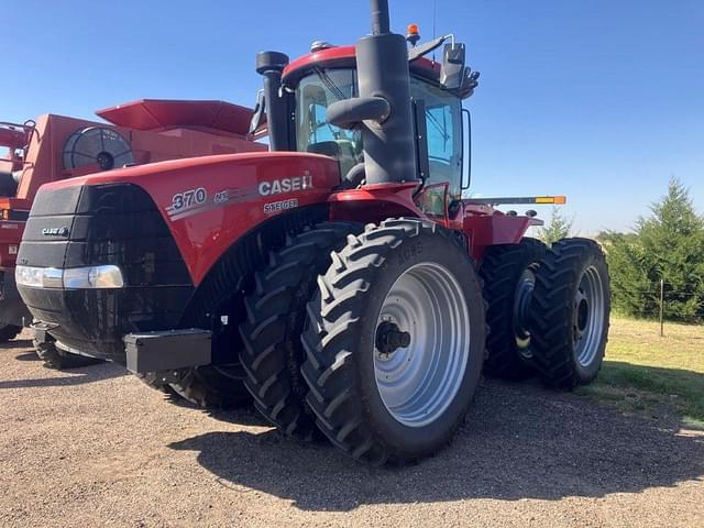 Image of Case IH Steiger 370 equipment image 2