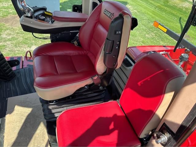 Image of Case IH Steiger 620 Quadtrac equipment image 4