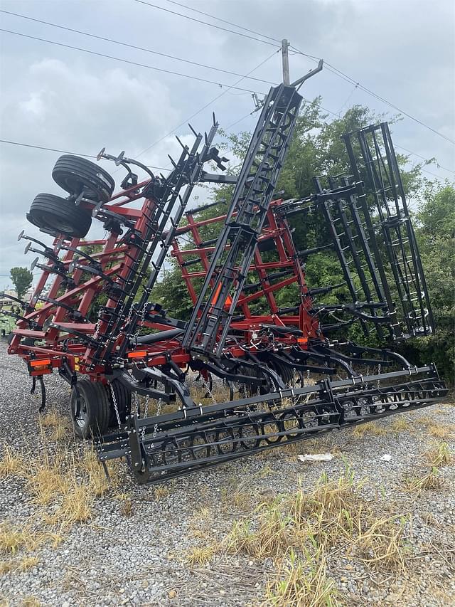 Image of Case IH Tigermate 255 equipment image 4