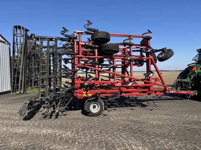 Image of Case IH Tigermate 255 equipment image 4