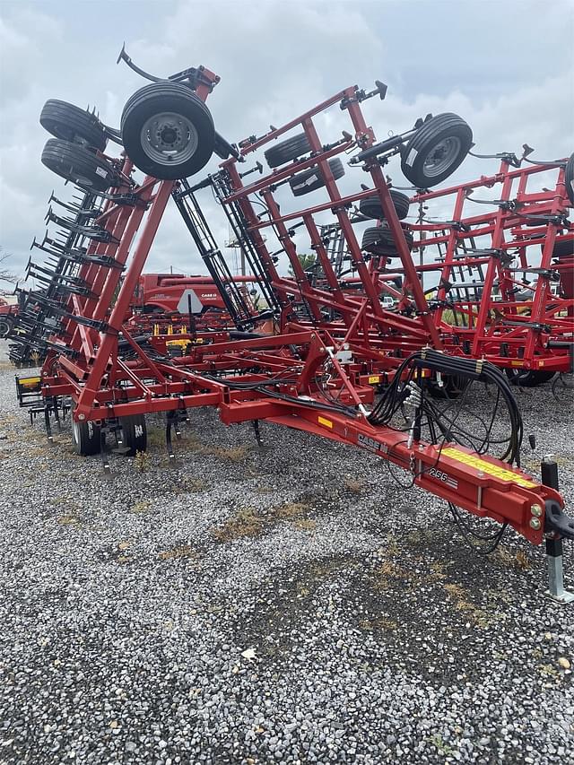 Image of Case IH Tigermate 255 equipment image 2