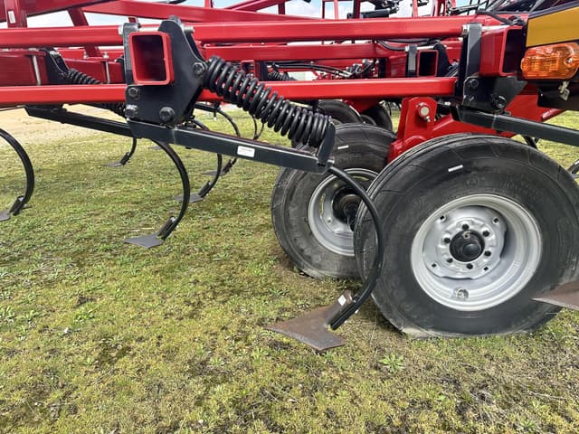 Image of Case IH Tigermate 255 equipment image 2