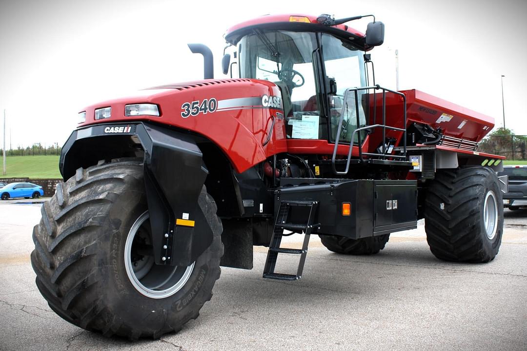 Image of Case IH Titan 3540 Primary image