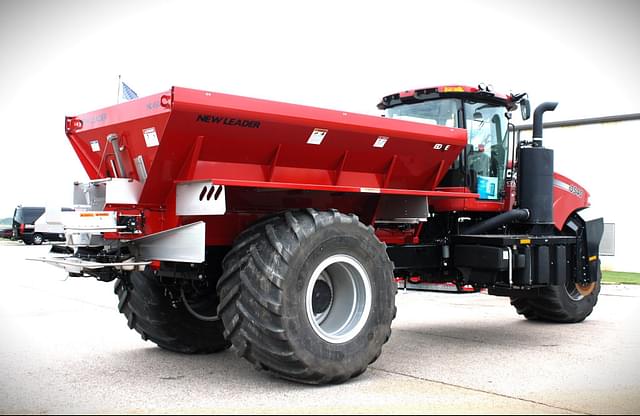 Image of Case IH Titan 3540 equipment image 4