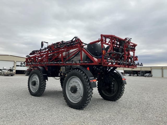 Image of Case IH 5550 Trident equipment image 2