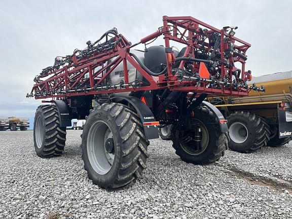 Image of Case IH 5550 Trident equipment image 2