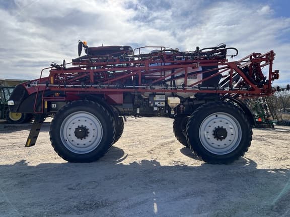 Image of Case IH 5550 Trident equipment image 3