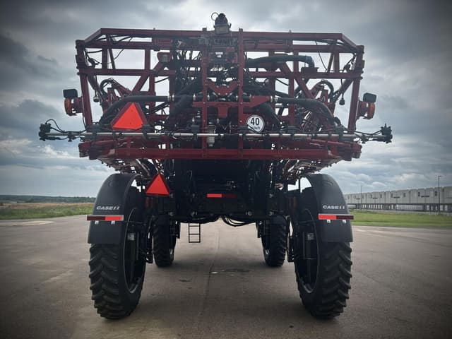 Image of Case IH 5550 Trident equipment image 3