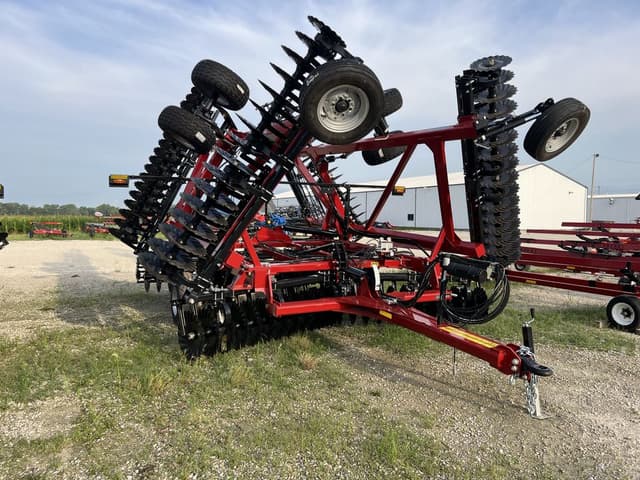 Image of Case IH Barracuda 335 equipment image 1