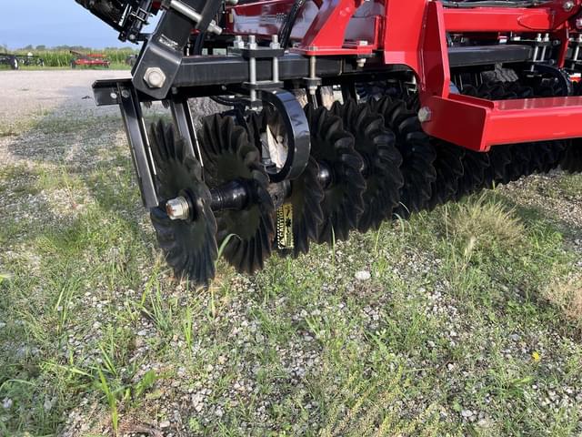 Image of Case IH Barracuda 335 equipment image 4