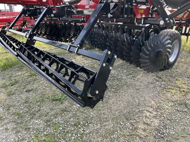 Image of Case IH Barracuda 335 equipment image 3