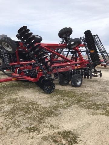 Image of Case IH Barracuda 335 equipment image 2