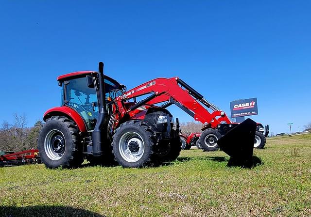 Image of Case IH Farmall 110C equipment image 2