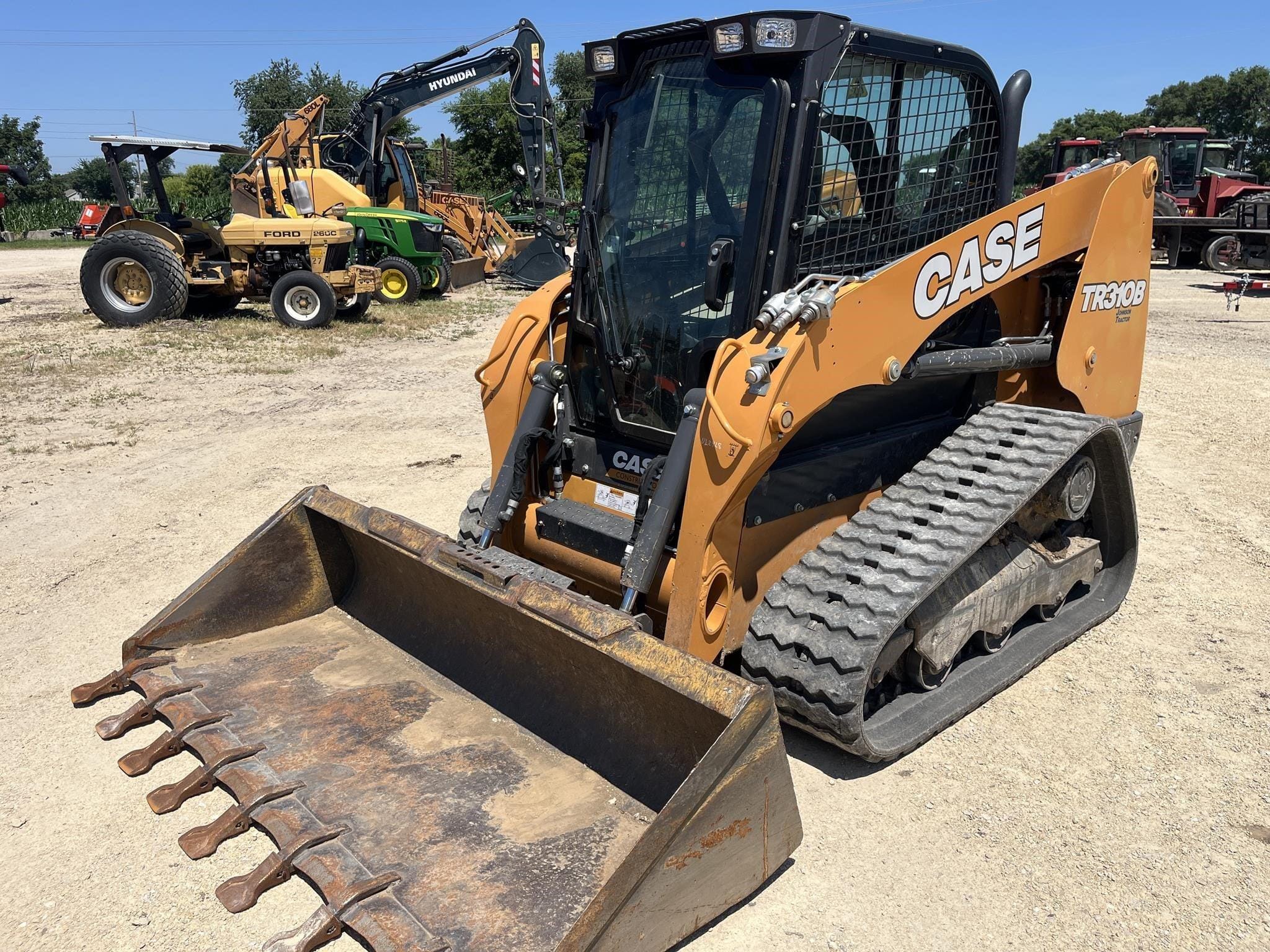 2023 Case TR310B Equipment Image0