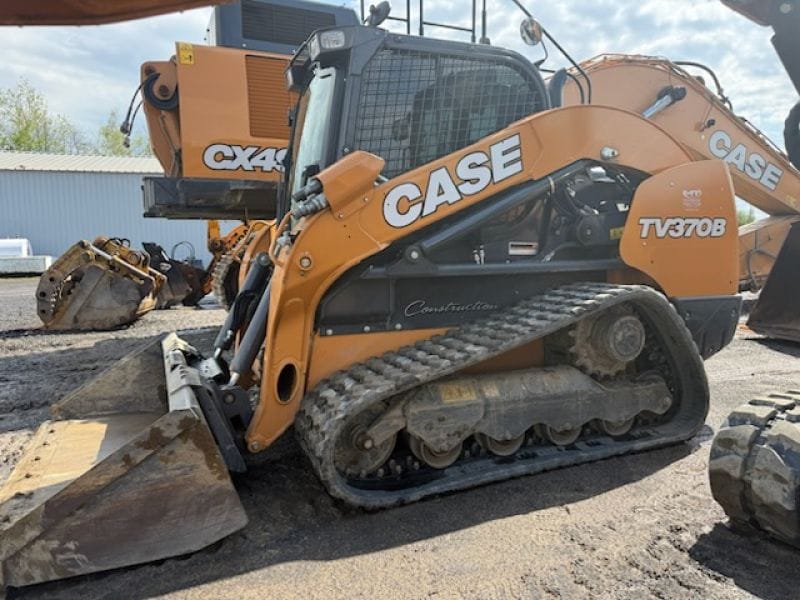 2023 Case TV370B Equipment Image0