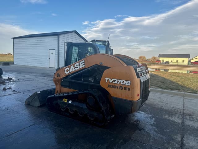 Image of Case TV370B equipment image 4