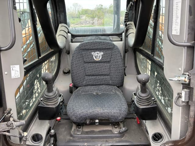 Image of Case TV370B equipment image 4