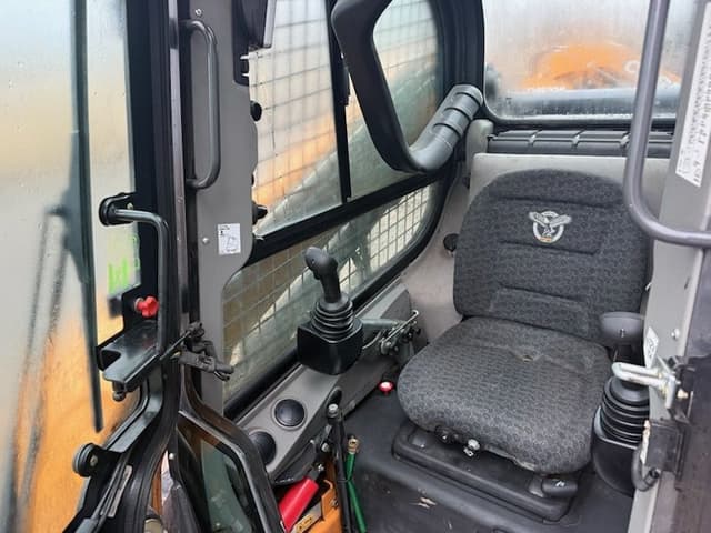 Image of Case TV370B equipment image 4