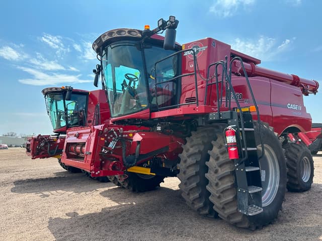 Image of Case IH 7250 equipment image 3