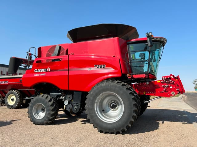 Image of Case IH 7250 equipment image 1