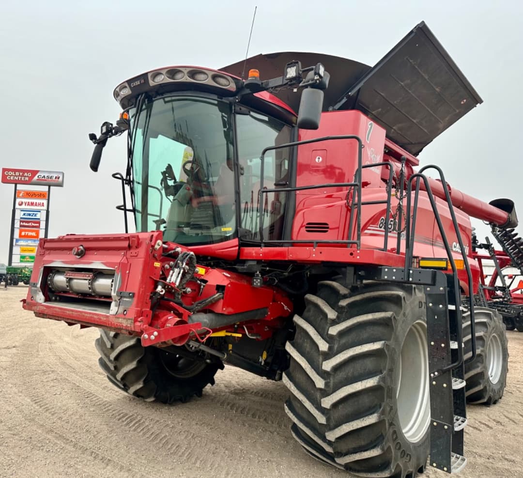 Image of Case IH 8250 Image 1