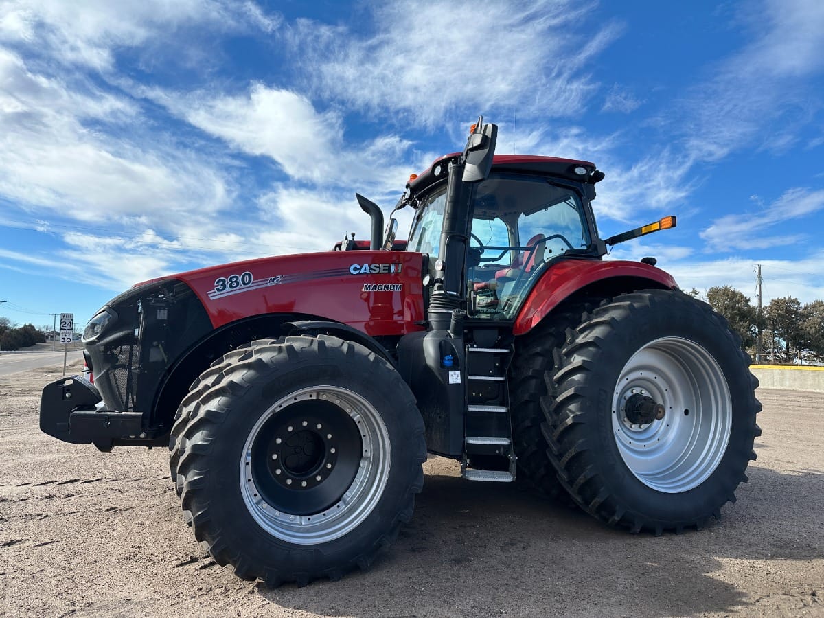 2023 Case IH Magnum 380 Equipment Image0
