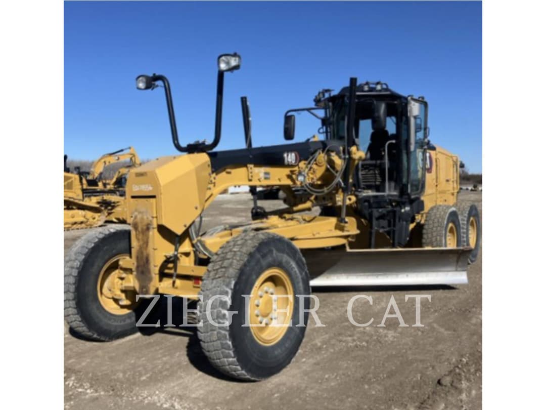 Image of Caterpillar 140 Primary image