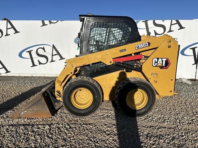 Image of Caterpillar 236D3 equipment image 1